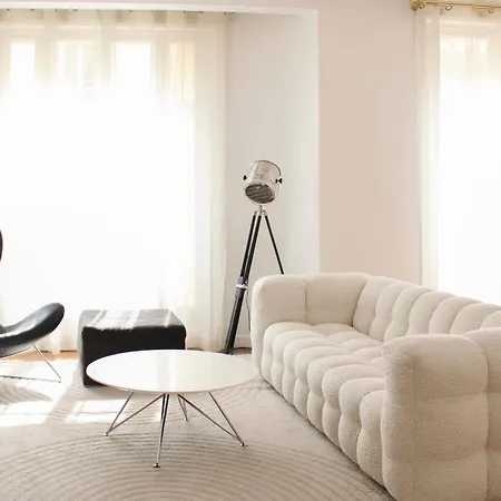 80 M 16 Air-conditioned Bedroom