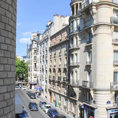 80 M 16 Air-conditioned Bedroom * Paris